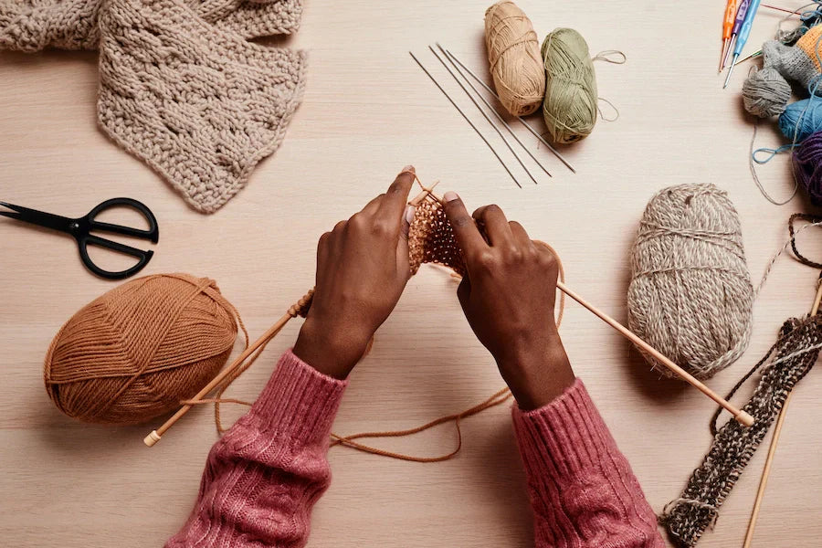 Boîte à Compteur De Mailles Et Rangements Pour Tricot – Coffret Hatchette Neuf, Idéal Cadeau