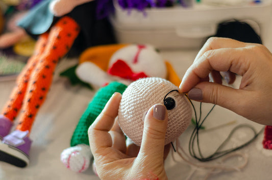Amigurumi au crochet : le guide complet pour débuter et créer sa première peluche