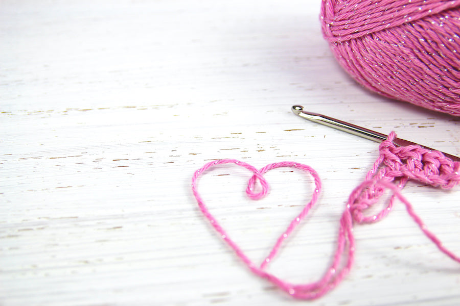 Apprendre le crochet débutant : les bases en 7 étapes simples