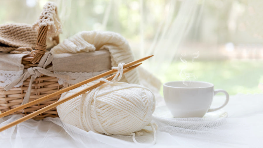 Combien de temps faut-il pour tricoter une écharpe quand on débute ?